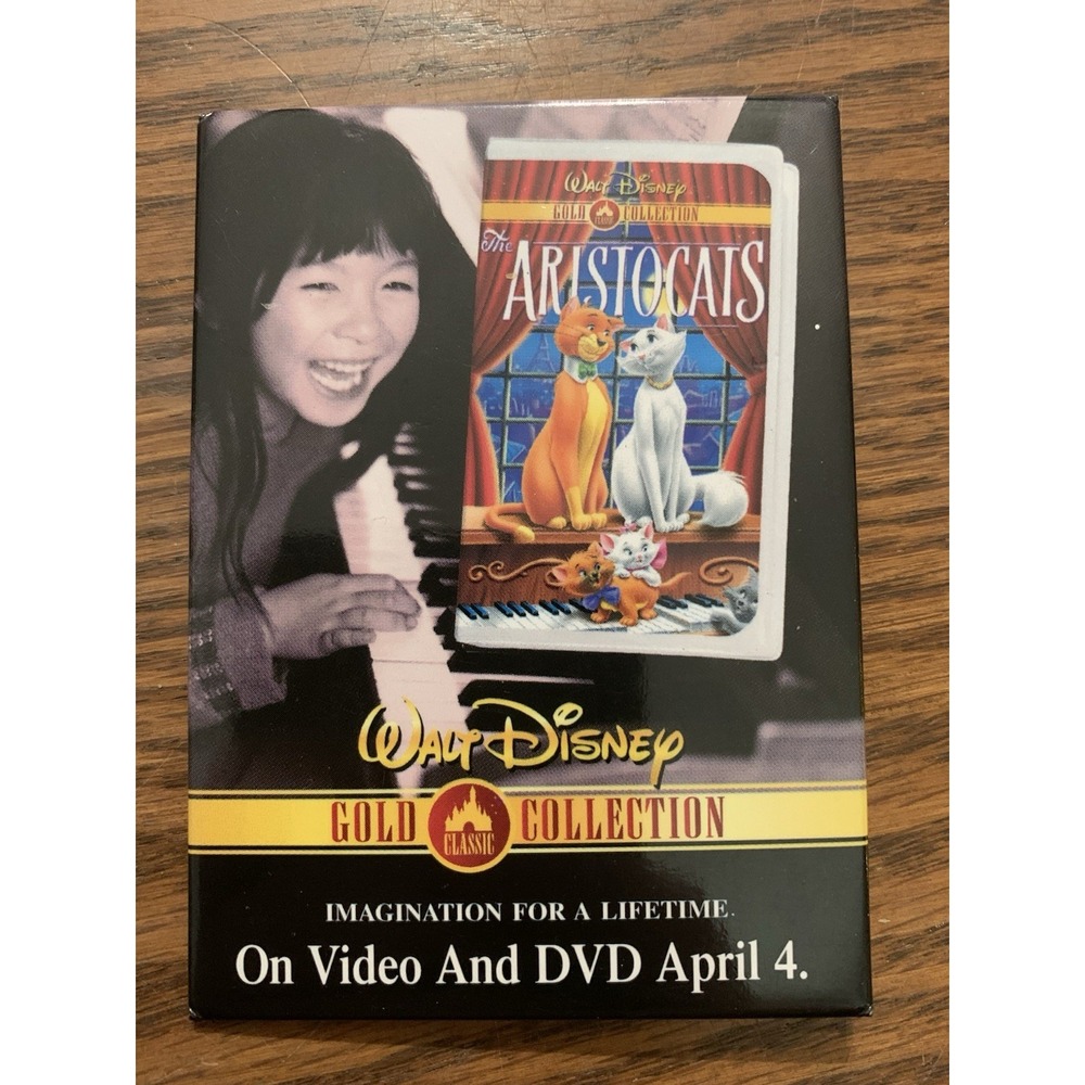2000 Disney Aristocats Film Gold Collection 2.6"X3.5" Pinback Button
